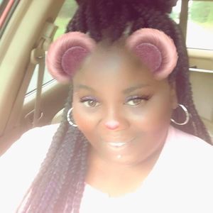 Meet your Posher, Fatima